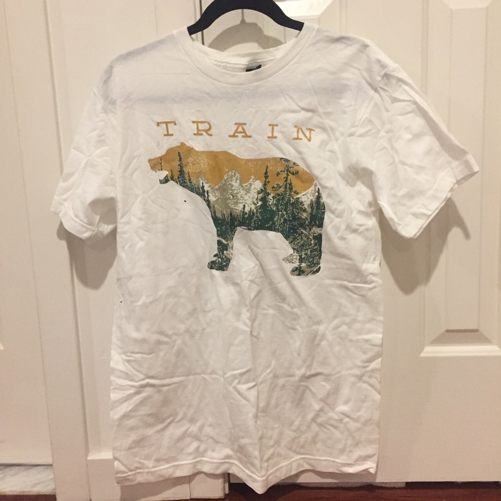 Train band graphic t shirt